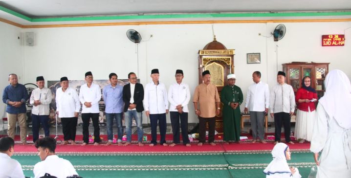 Universitas Ibnu Chaldun Gelar Peringatan 1 Muharam dengan Santunan Yatim dan Gerakan Wakaf 500 Buku